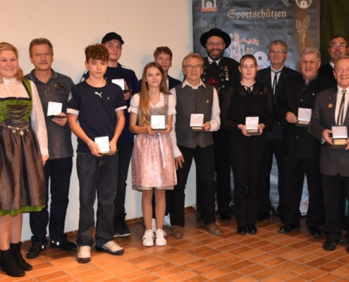 Bezirkssporterehrung 2025 - erfolgreiche Schütz/innen und Bezirks-, bzw. Gauabordnung
